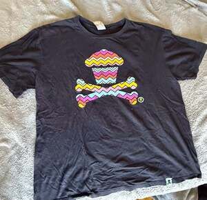Johnny Cupcakes Black Zig Zag Chevron